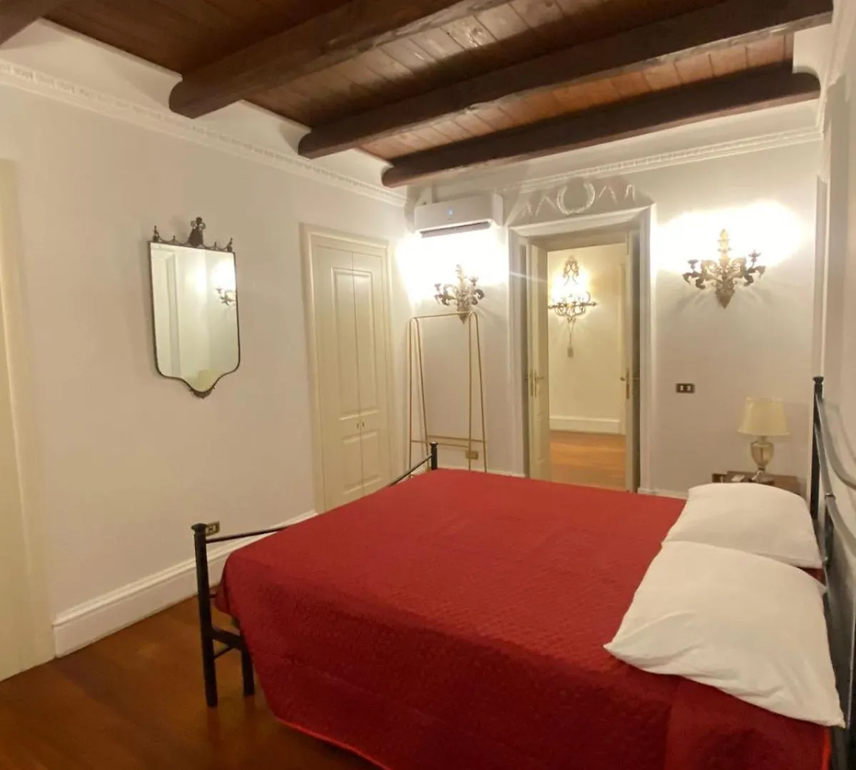 Ml Luxury Apartment Rome 0*,  Italy