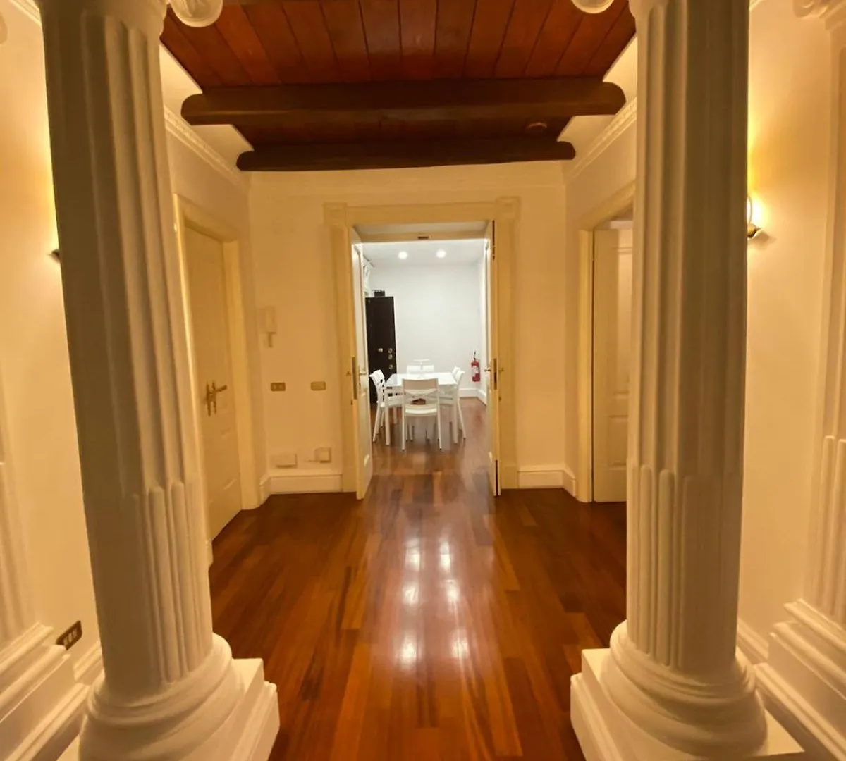Ml Luxury Apartment روما 0*,