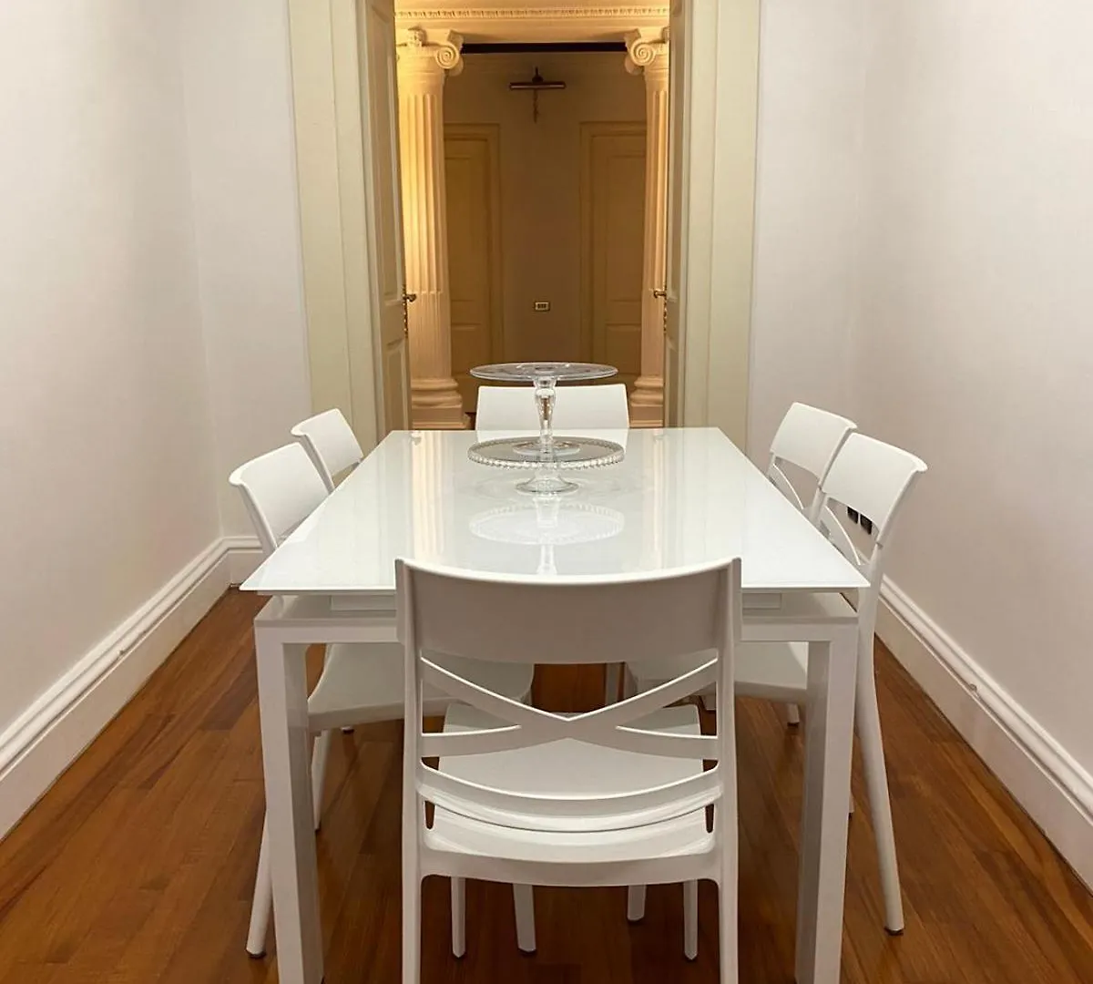 Ml Luxury Apartment روما 0*,  إيطاليا
